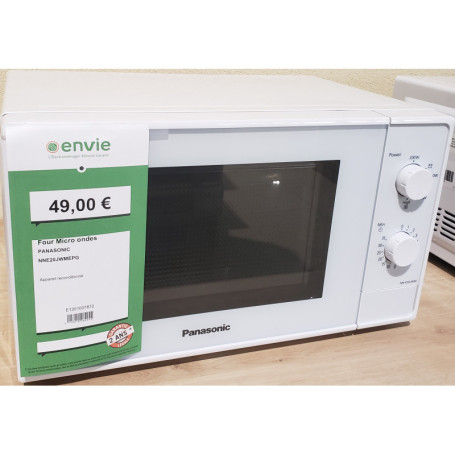 Four Micro ondes PANASONIC NNE20JWMEPG